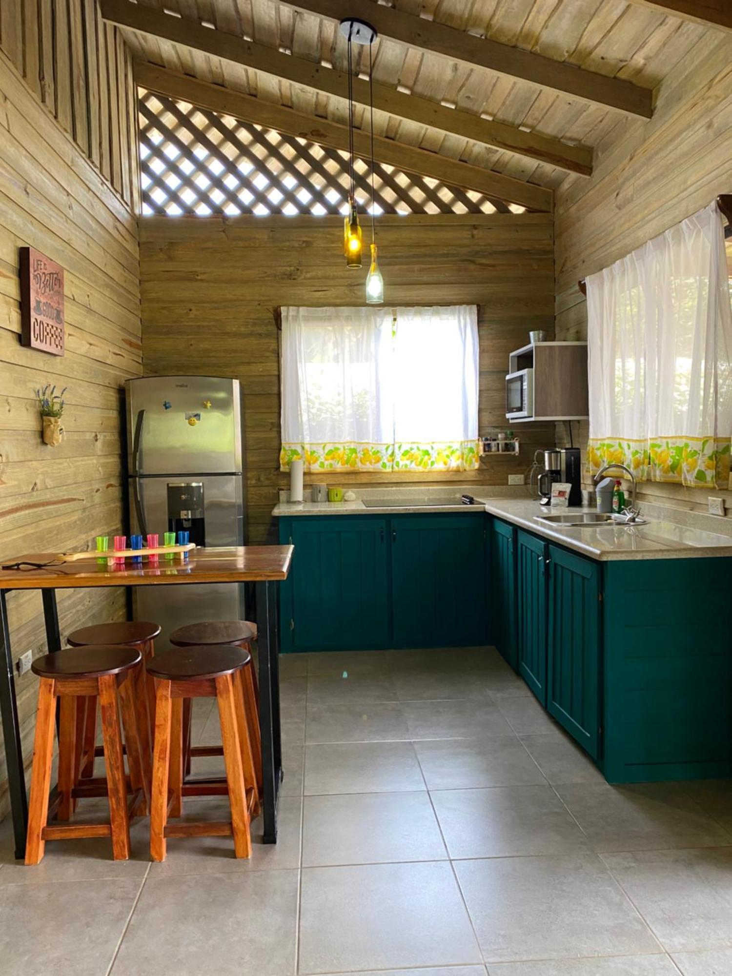 Cabana Valfio Bahia Ballena Увита Экстерьер фото
